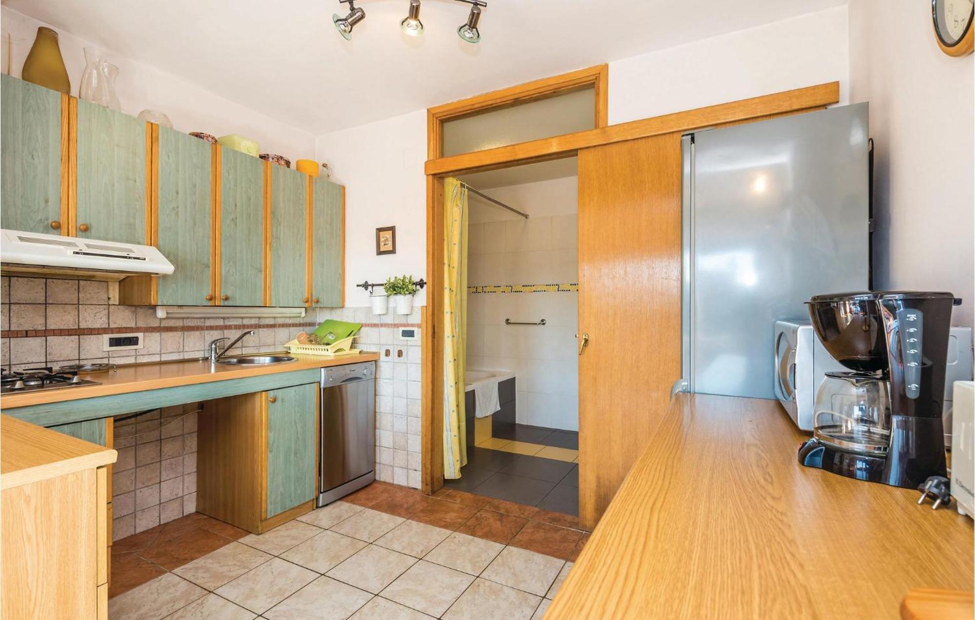 Stunning Apartment In Rijeka With 1 Bedrooms And Wifi Εξωτερικό φωτογραφία