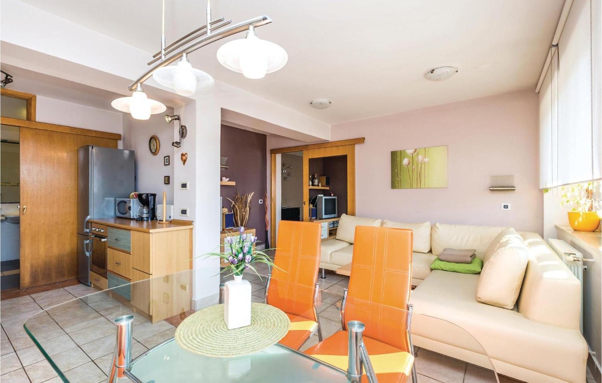 Stunning Apartment In Rijeka With 1 Bedrooms And Wifi Εξωτερικό φωτογραφία