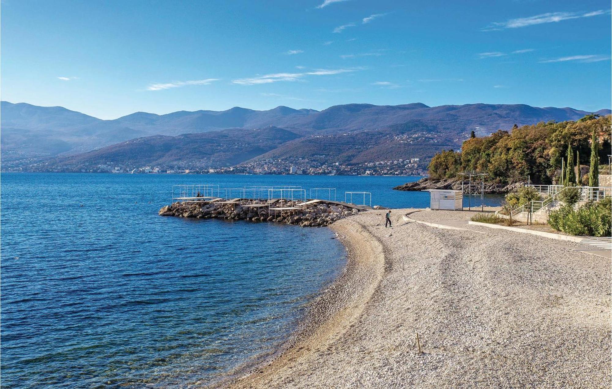 Stunning Apartment In Rijeka With 1 Bedrooms And Wifi Εξωτερικό φωτογραφία